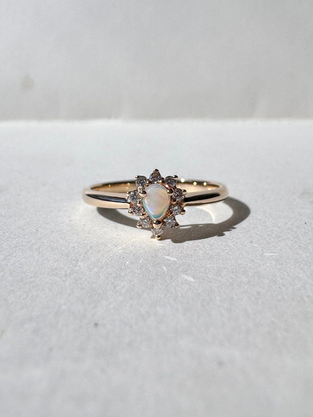 Genuine Opal and Diamond Ring｜14k Solid Yellow Gold