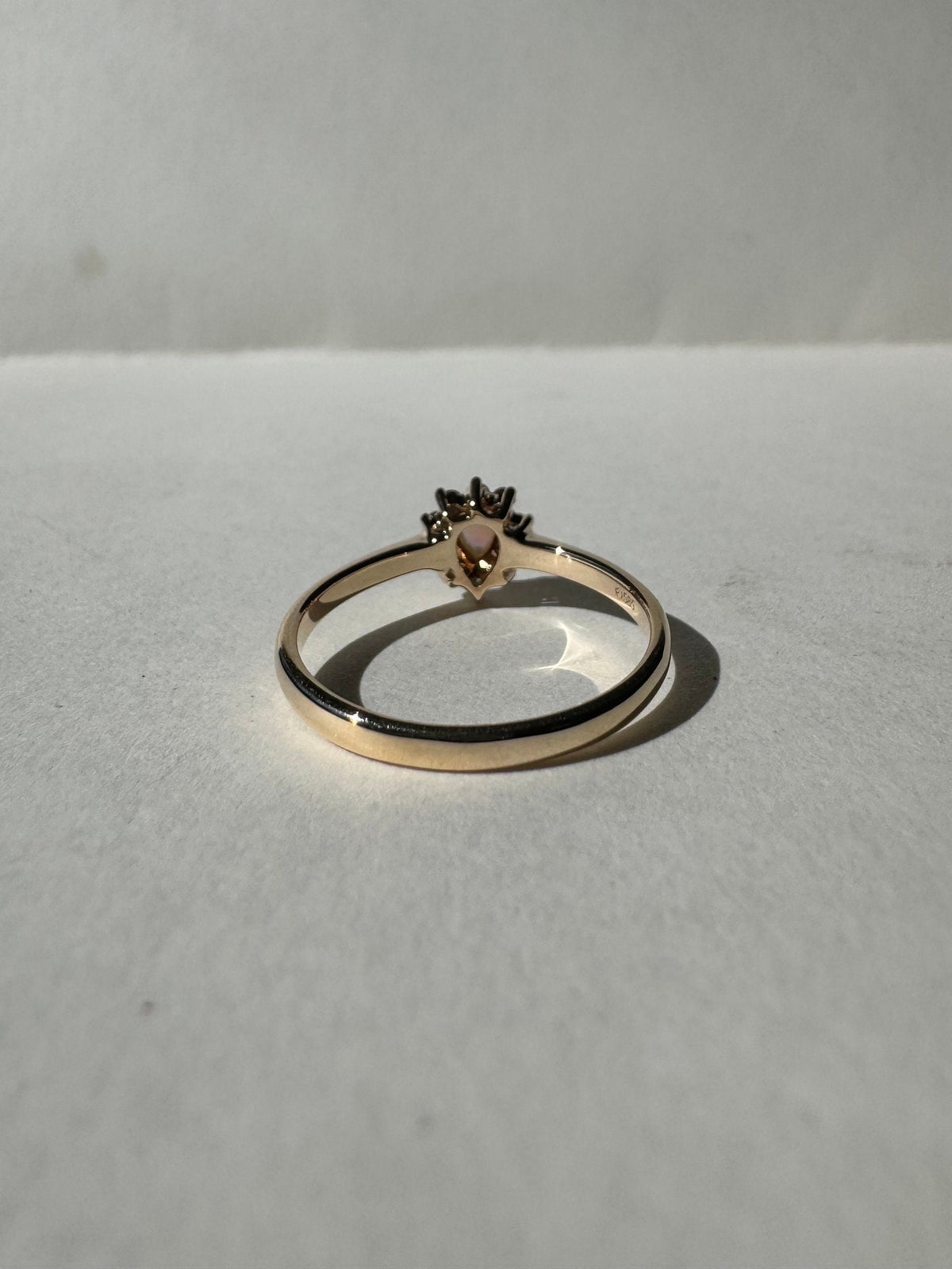 Genuine Opal and Diamond Ring｜14k Solid Yellow Gold