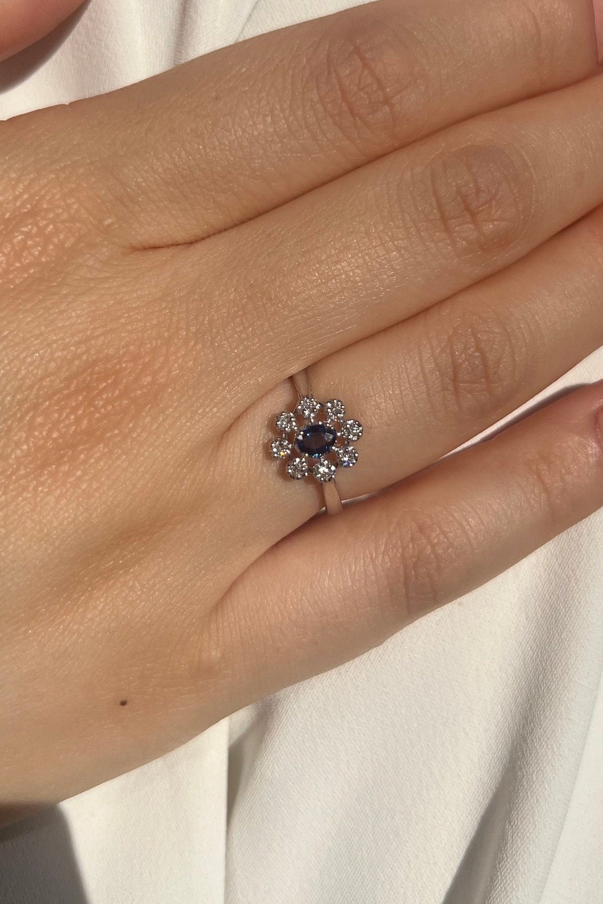 Genuine Sapphire and Diamond Ring｜14k Solid White Gold