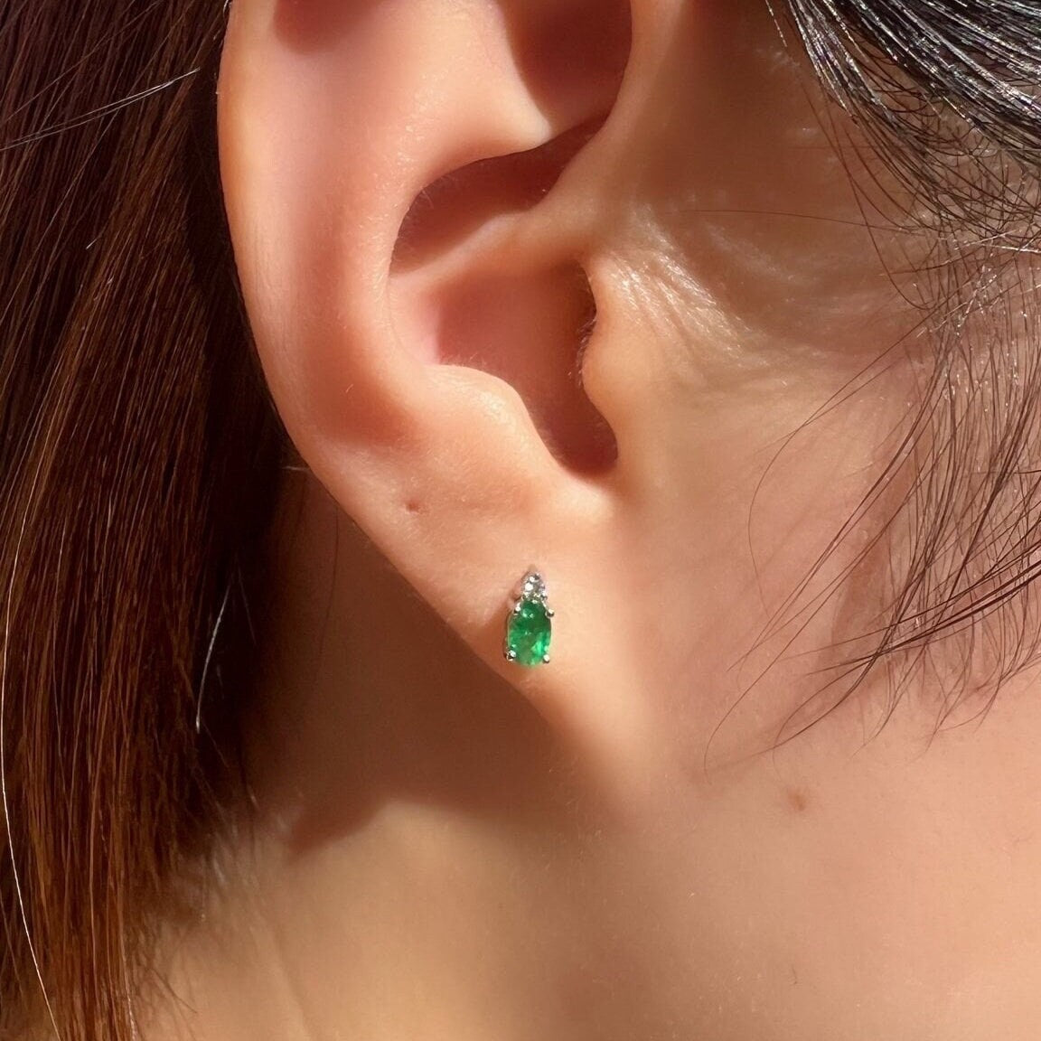 Genuine Emerald and Diamond Stud Earrings / 18k White Gold