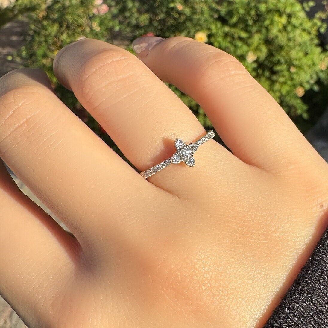 Genuine Diamond Flower Ring in 18k Solid White Gold