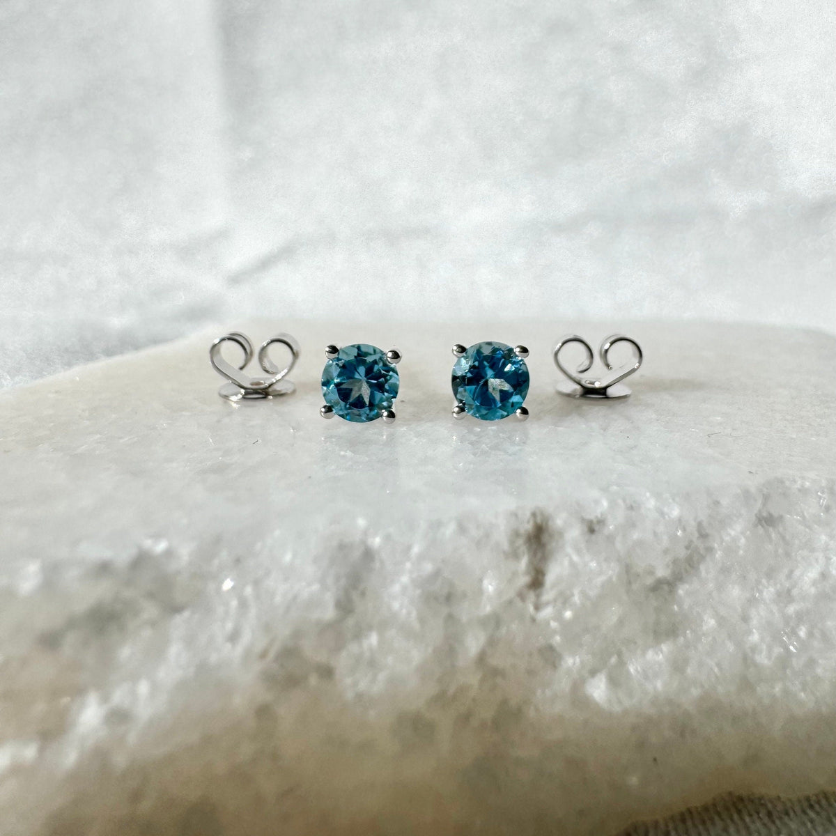 Genuine Blue Topaz 4mm Round Stud Earrings / 14k Solid Gold