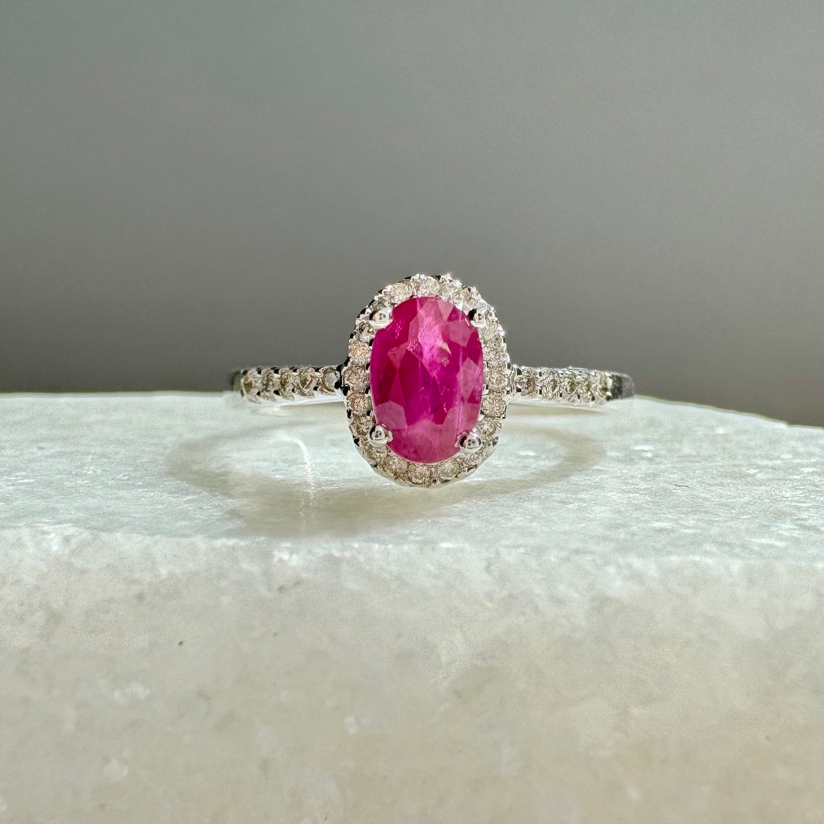 Genuine Ruby and Diamond Oval Ring｜14k White Gold
