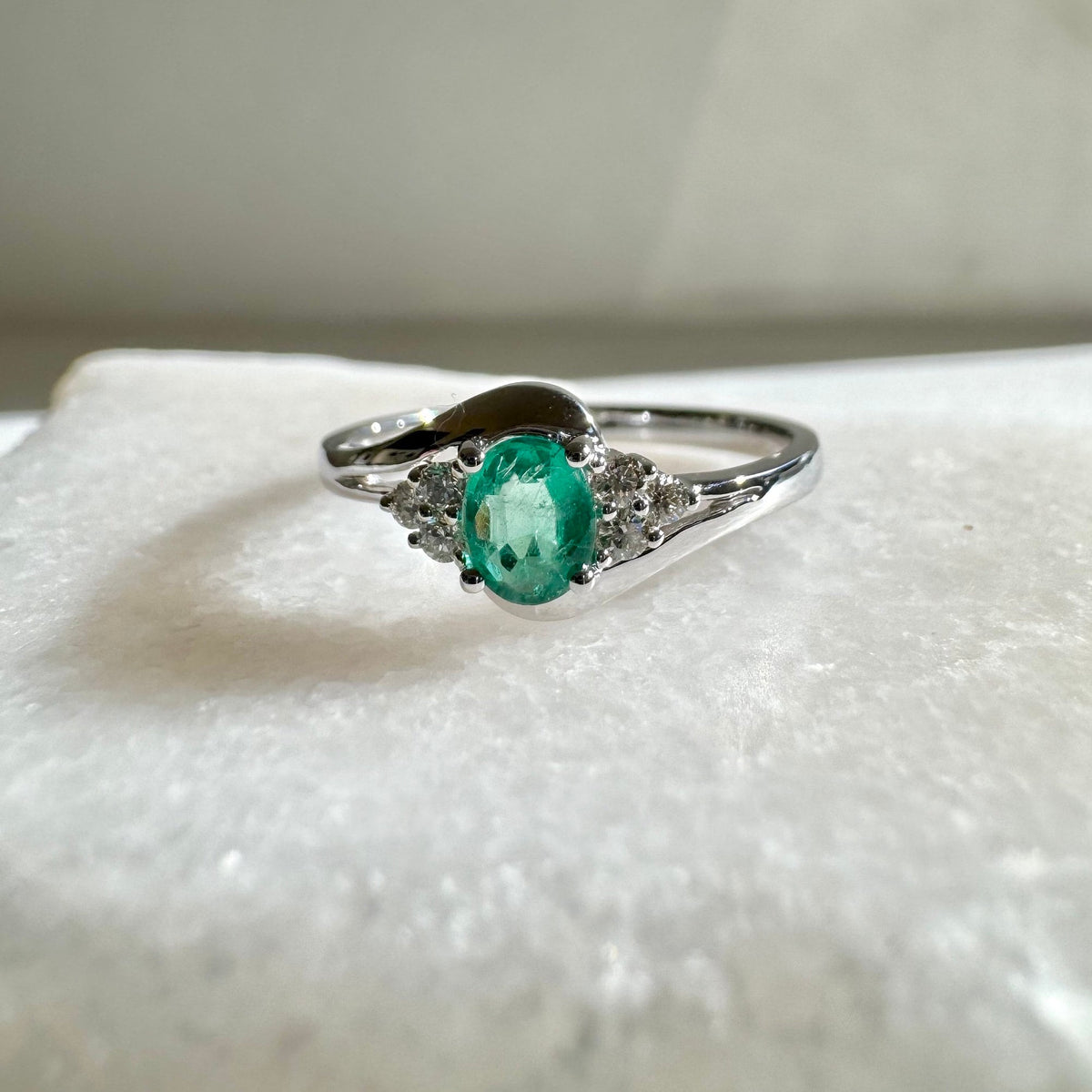 Natural Emerald Diamond Cluster Ring / 14k White Gold Oval Cut Emerald Ring / May Birthstone Ring / Green Gemstone Engagement Ring
