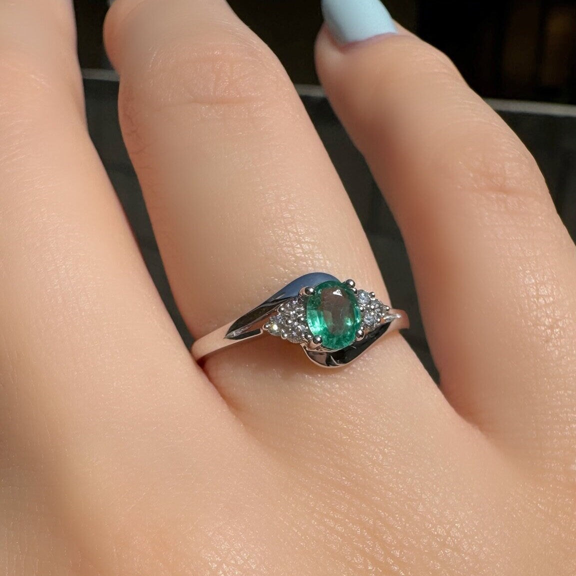 Natural Emerald Diamond Cluster Ring / 14k White Gold Oval Cut Emerald Ring / May Birthstone Ring / Green Gemstone Engagement Ring