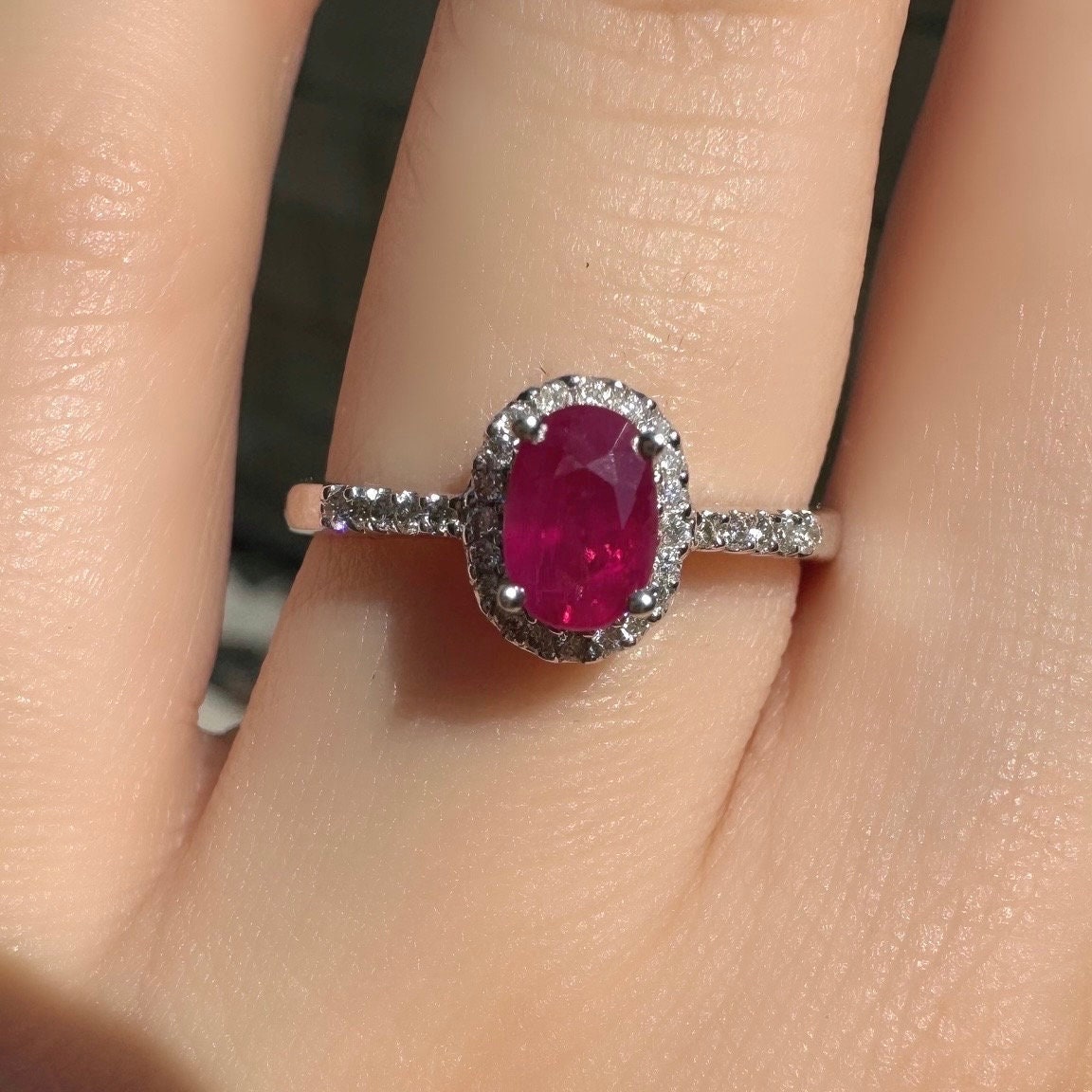 Genuine Ruby and Diamond Oval Ring｜14k White Gold