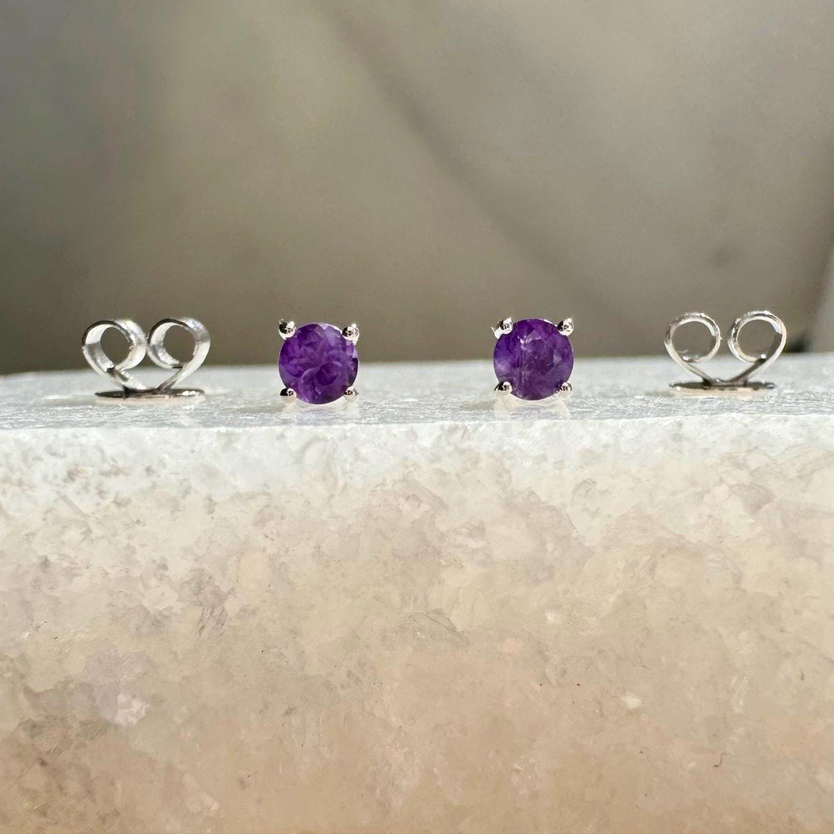 Genuine Amethyst 3mm Round Cut Stud Earrings / 14k Solid Gold